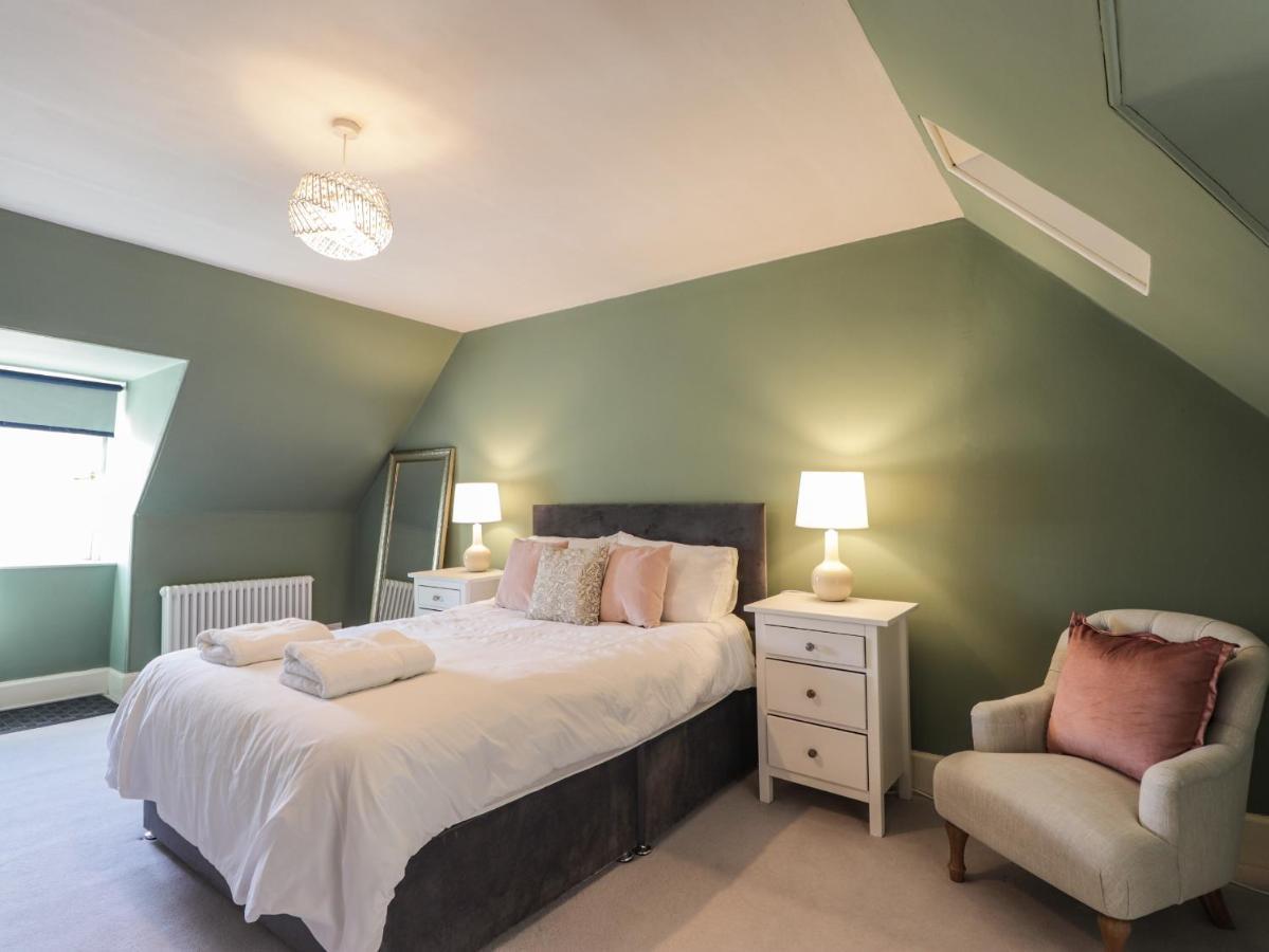 Mary Ann Villa Inverness Extérieur photo